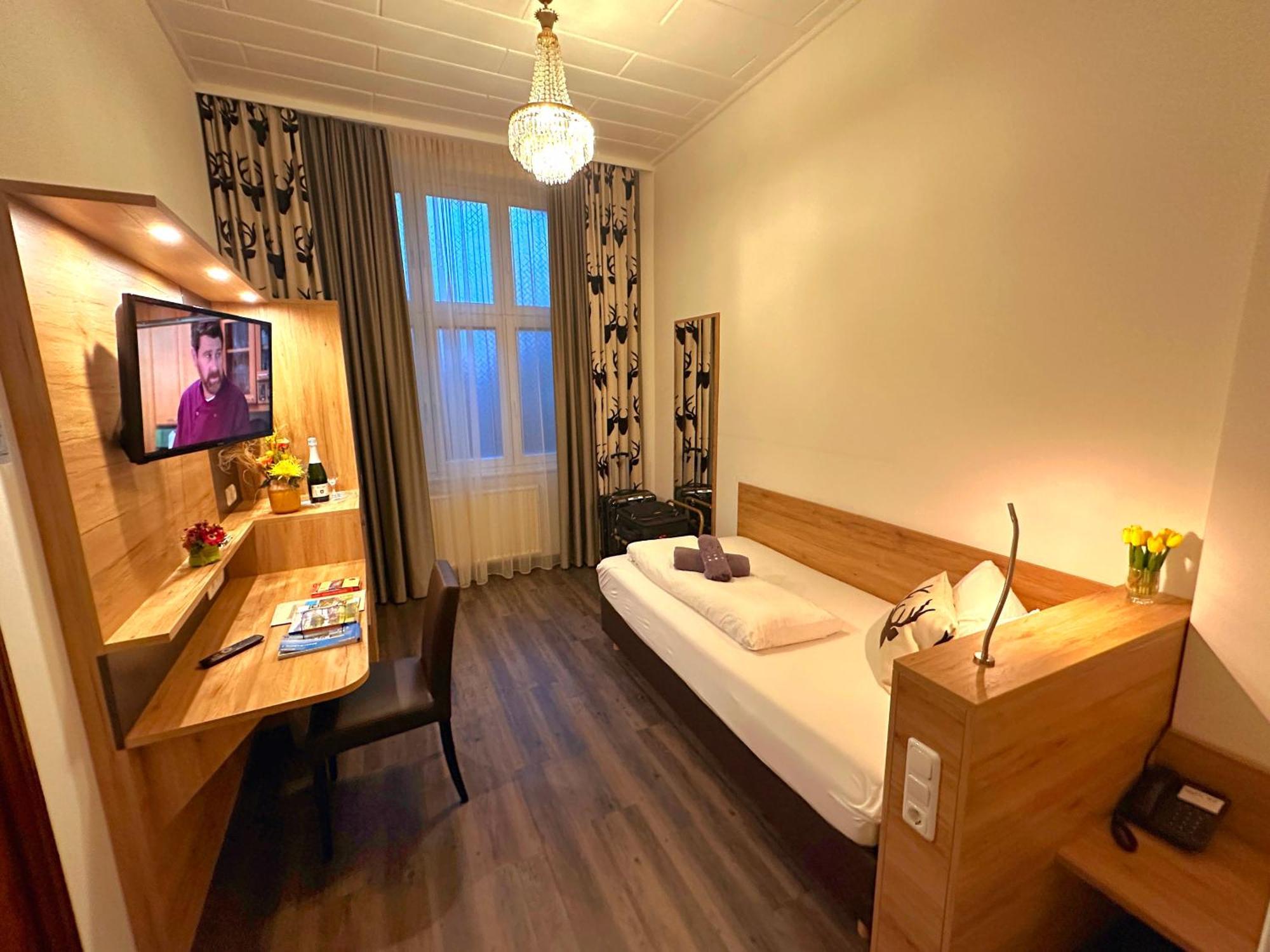 Hotel Am Markt Bacharach Dış mekan fotoğraf